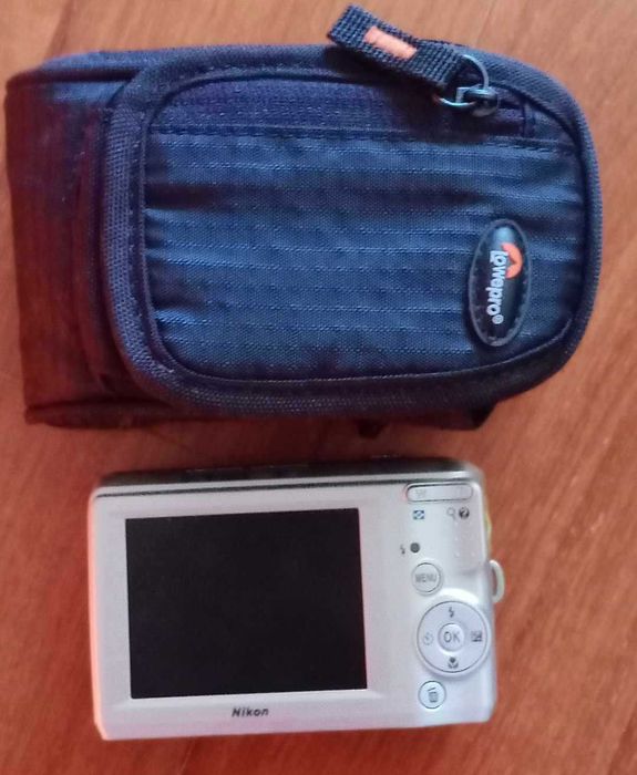 Câmara Nikon Coolpix L19 – Para Peças / Reparação