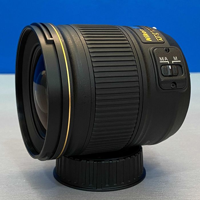 Nikon AF-S 28mm f/1.8G