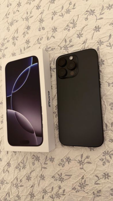 iPhone 16 Pro Max 256 gb Titânio Preto