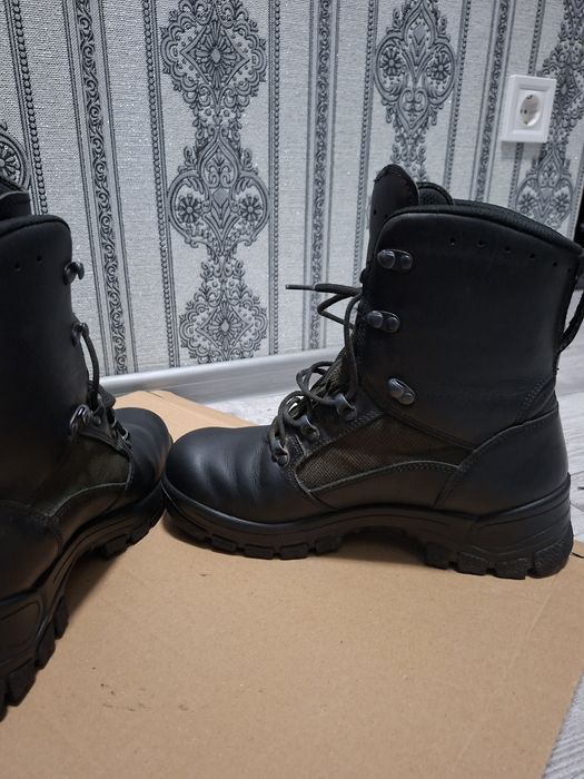 Черевики берці 42 р.