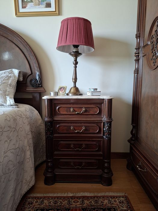 Mesa de cabeceira vintage