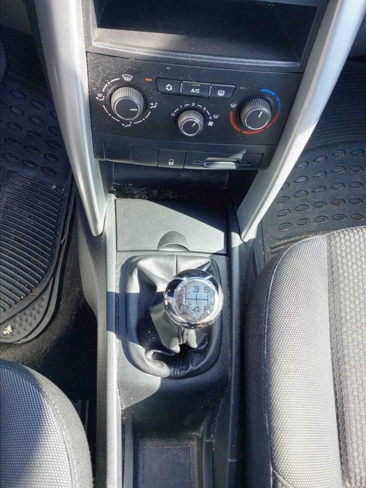 Peugeot 207 , 1.6 - diesel