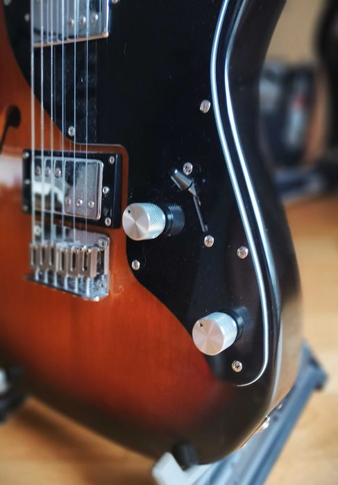Eart E-TT72 (deluxe thinline telecaster) semihollow