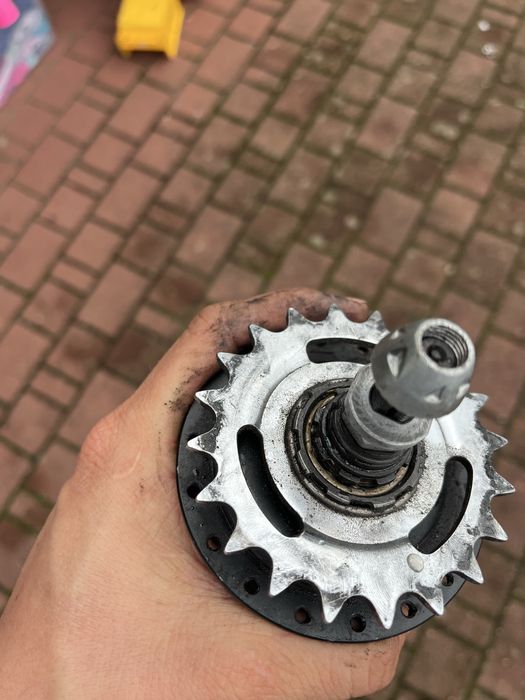 Piasta rowerowa wielobiegowa sturmey archer