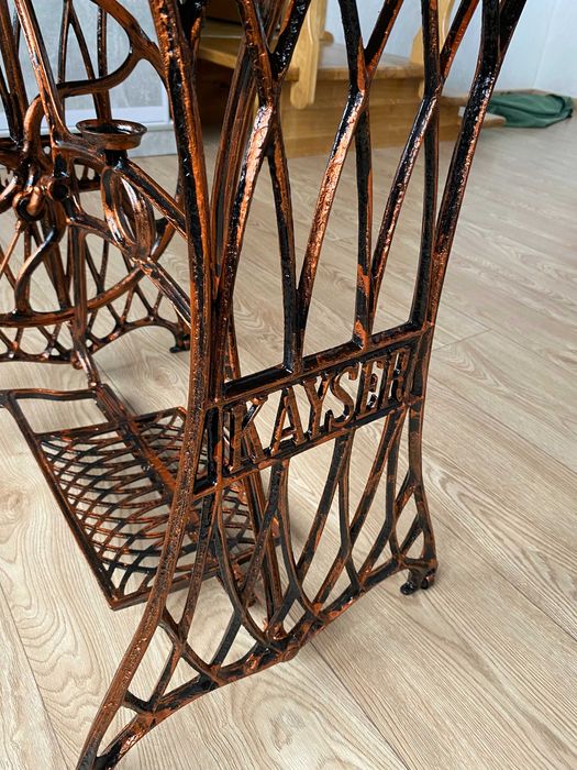 стіл в зону відпочинку