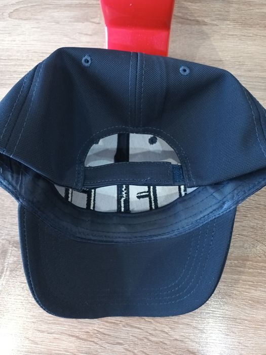 Czapka z daszkiem Lech