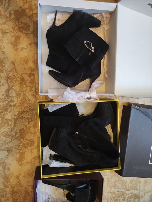 Продам обувь  лотом 39 размер