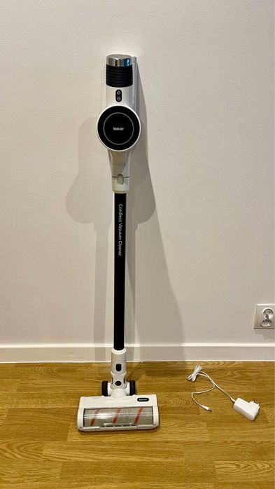 Odkurzacz pionowy RoboJet