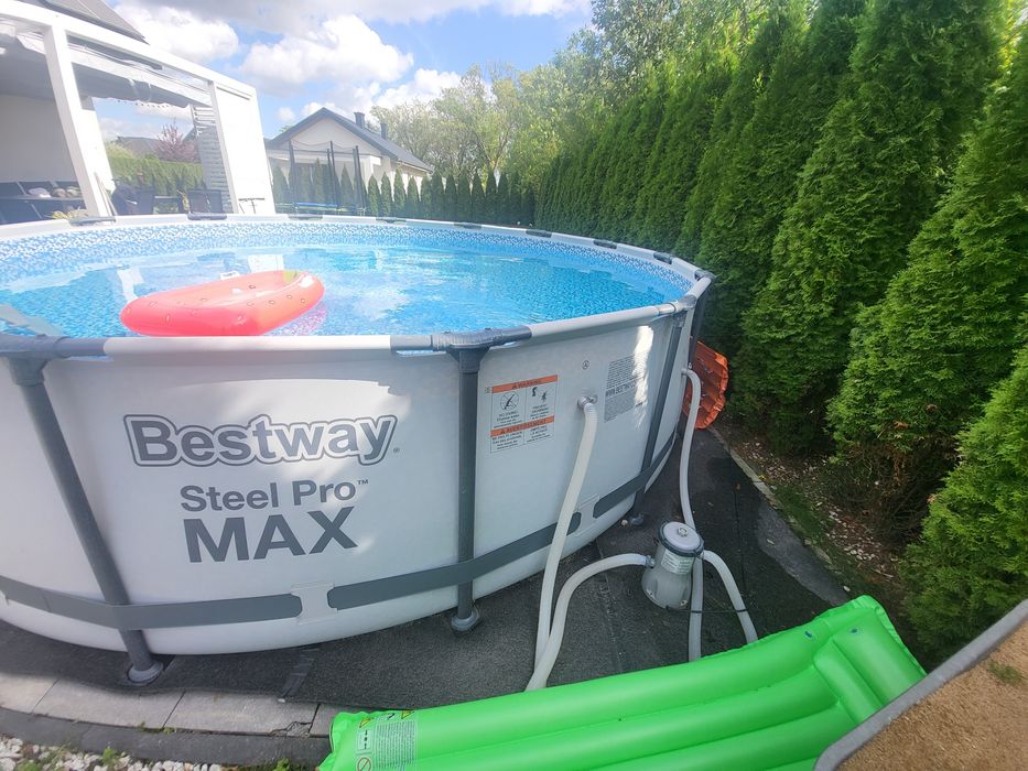 Basen ogrodowy stelażowy Bestway