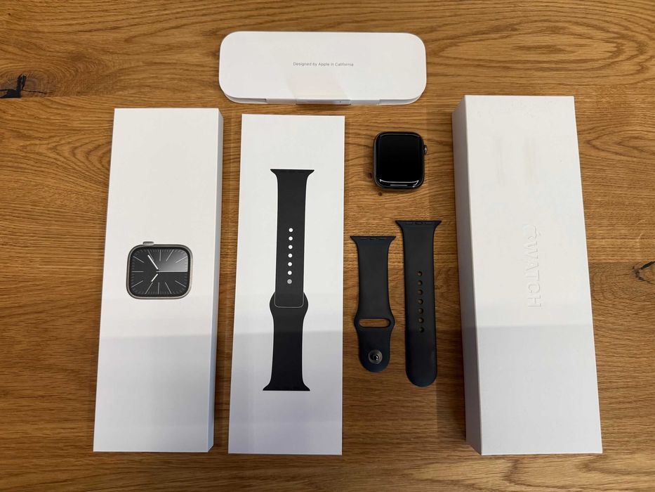 Apple Watch 9 45mm Stainless Steel w kolorze Graphite / stan idealny
