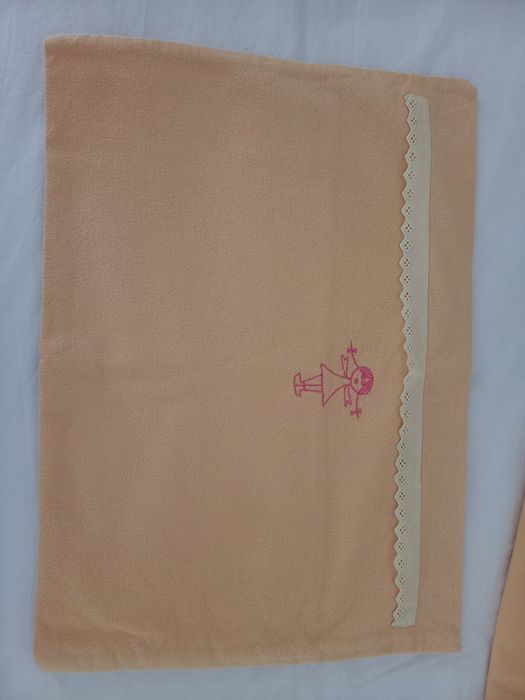 Lençol de flanela para cama bebé com fronha igual