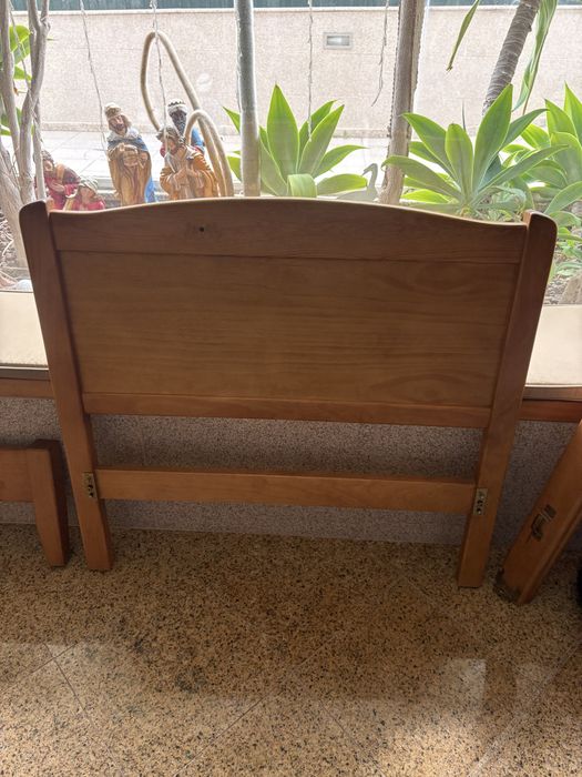 Cama de solteiro completa com colchão