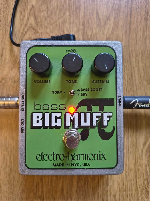 EHX Electro Harmonix Bass Big Muff Pi - fuzz, bass