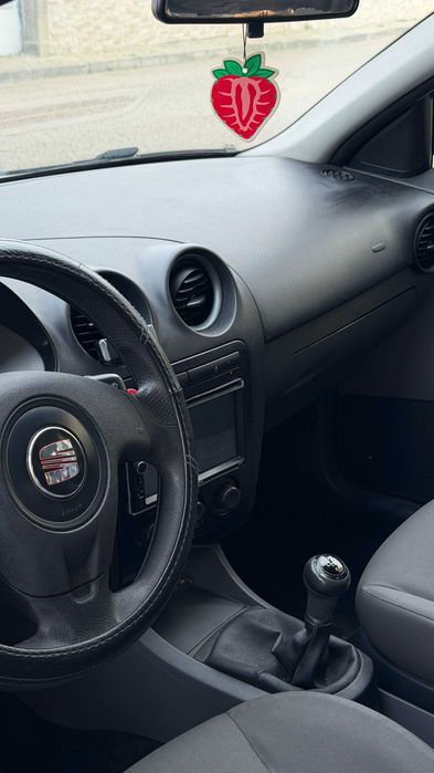 Seat ibiza 6l 1.2 gasolina 2006