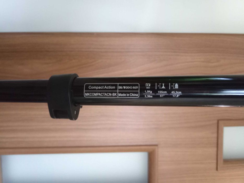 Manfrotto statyw do aparatu i kamery. Compact Action MKCOMPACTACN-BK. Stan ok.
