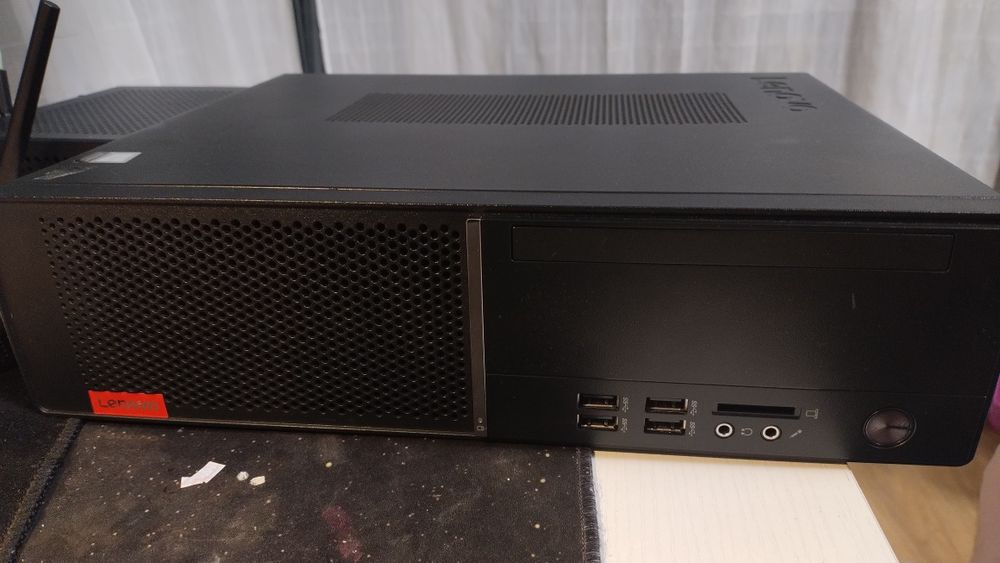 Komputer Lenovo V520S I5-7400 4x3,0G/DDR4 8G/SSD120G/HDD500G/WiFi/W11P