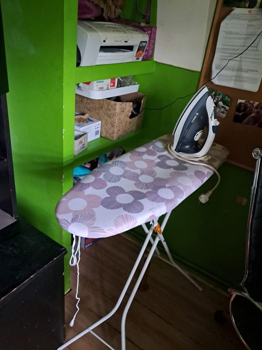 Żelazko bosh i deska do prasowania