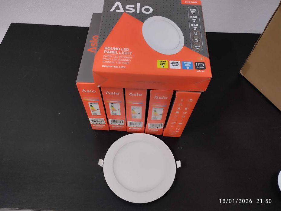 Focos brancos LED (45 un - 85mm de diâmetro + 6 un - 170mm de diâmetro