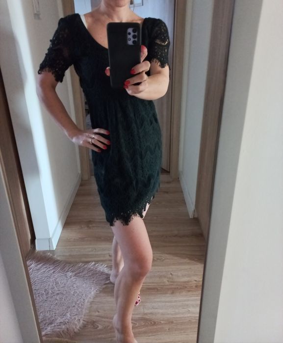 Sukienka  koronka  czarna 36