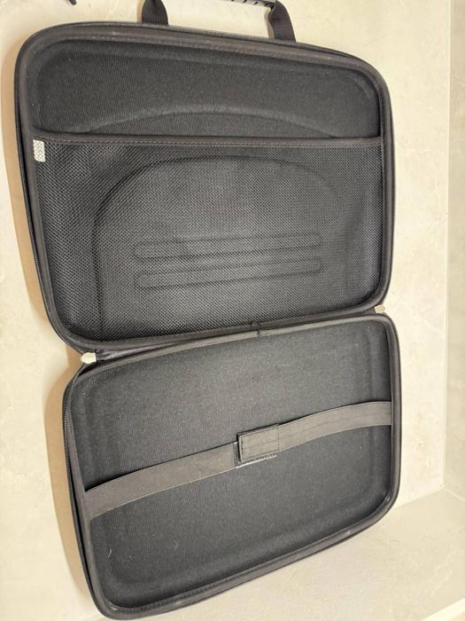 etui laptop 14" gruby - sztywne