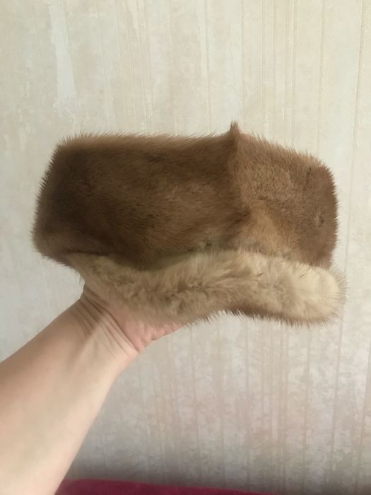 итальянский  козырек повязка на голову шапка з норки на липучке