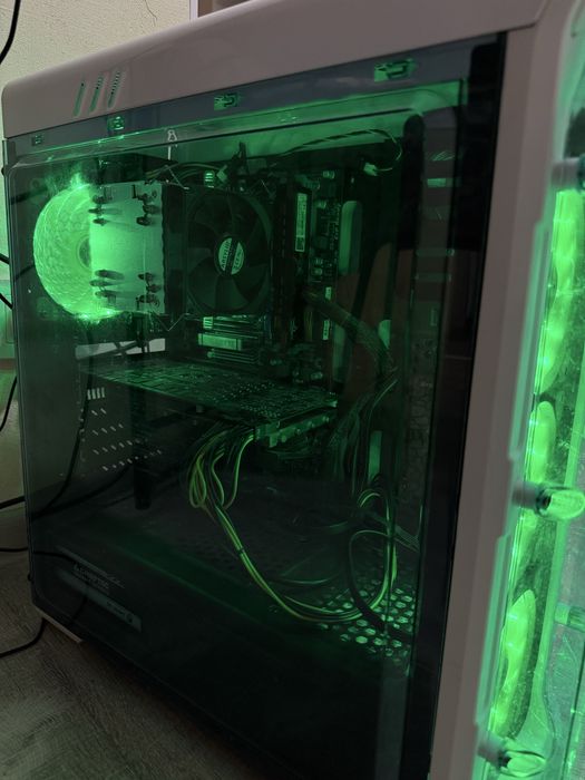 Ігровий комп’ютер + монітор– AMD FX-8350, GTX760, SSD+HDD