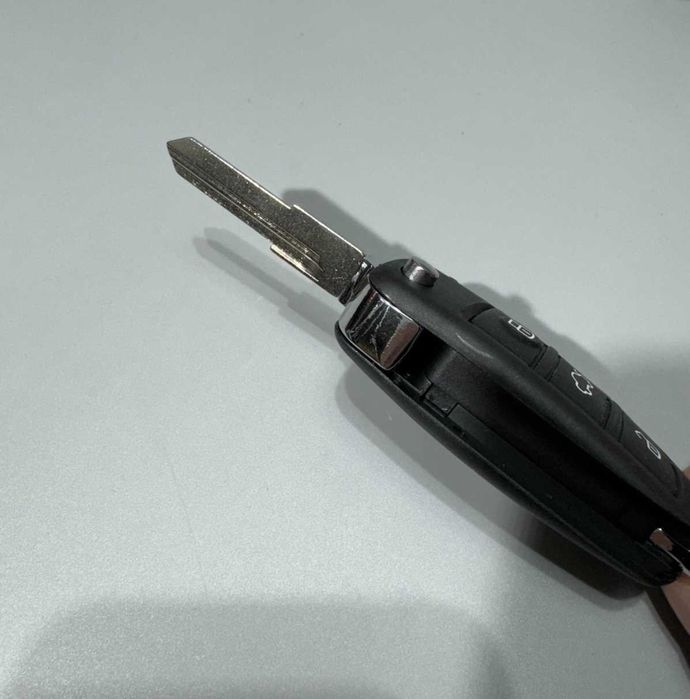 Комплект центральных замков с дистанционным управлением 2 пульта