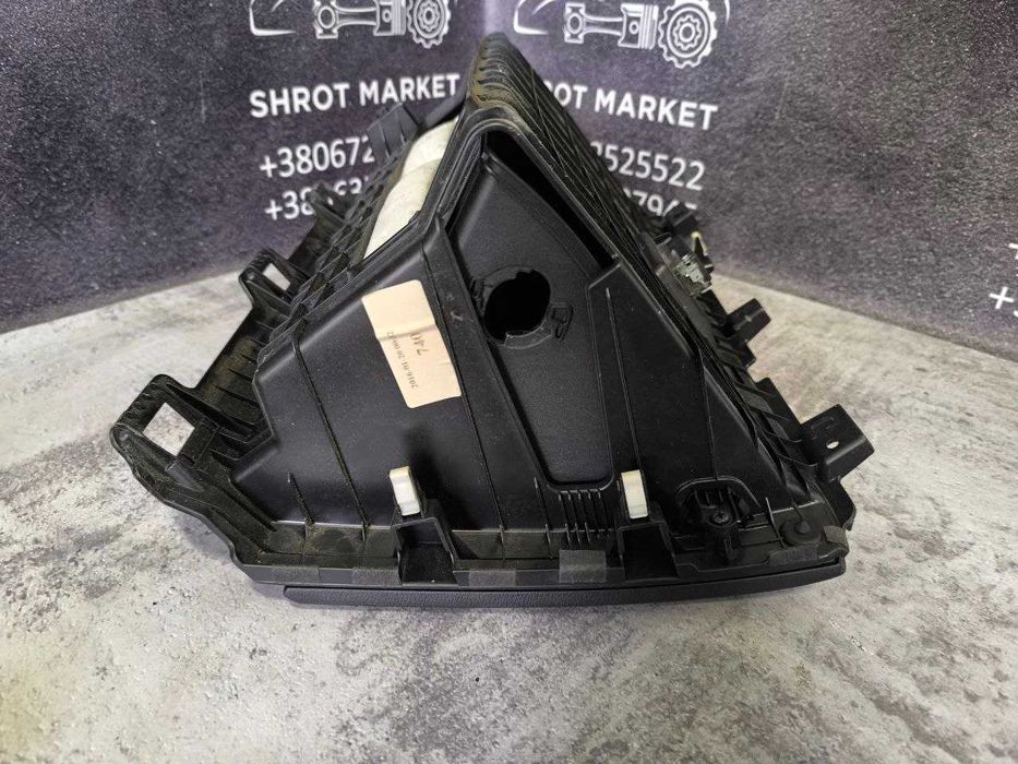 Бардачок речовий ящик з відсіком Hyundai Sonata LF 84501C1000