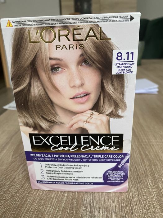 Farba włosów loreal 8.11 ultrapopielaty jasny blond
