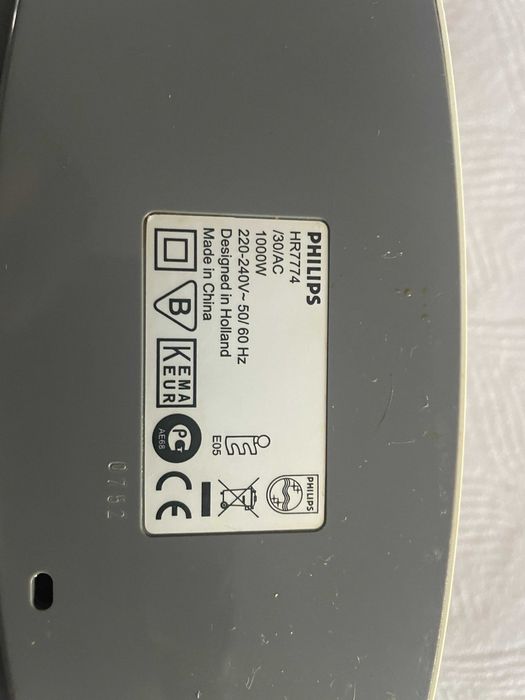 Комбайн Phillips HR7774 /30 по частинам