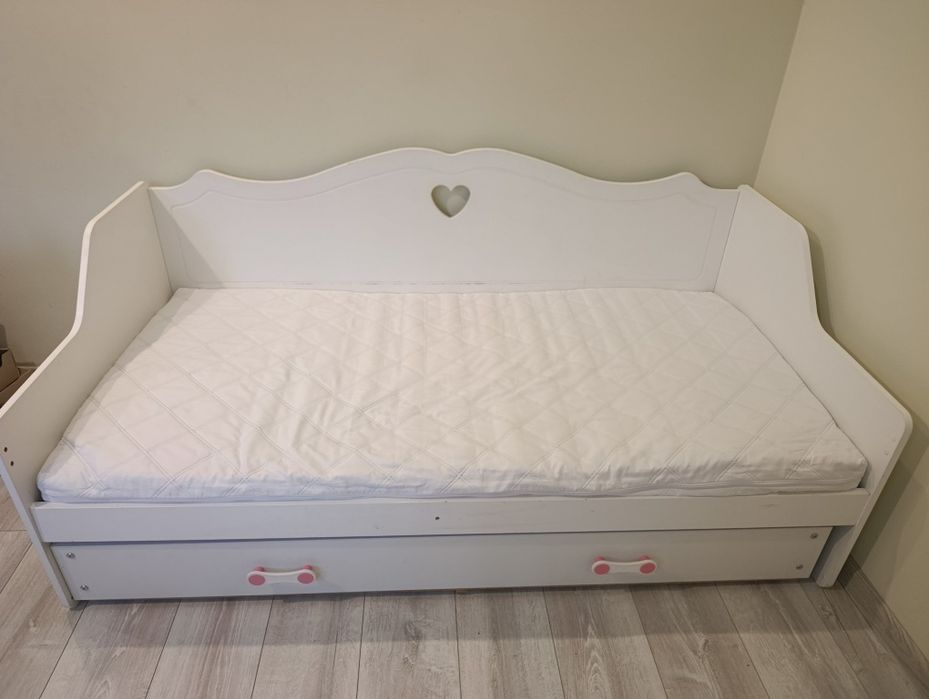Zestaw mebli dziecięcych