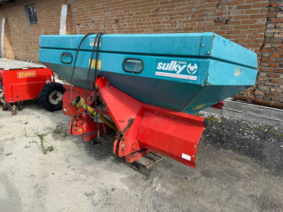Розкидач міндобрива Sulky GLX 2000 Amazone свіжопривезений як новий 2т