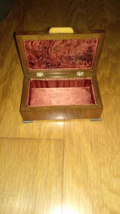 porta joias e frascos perfume antigos