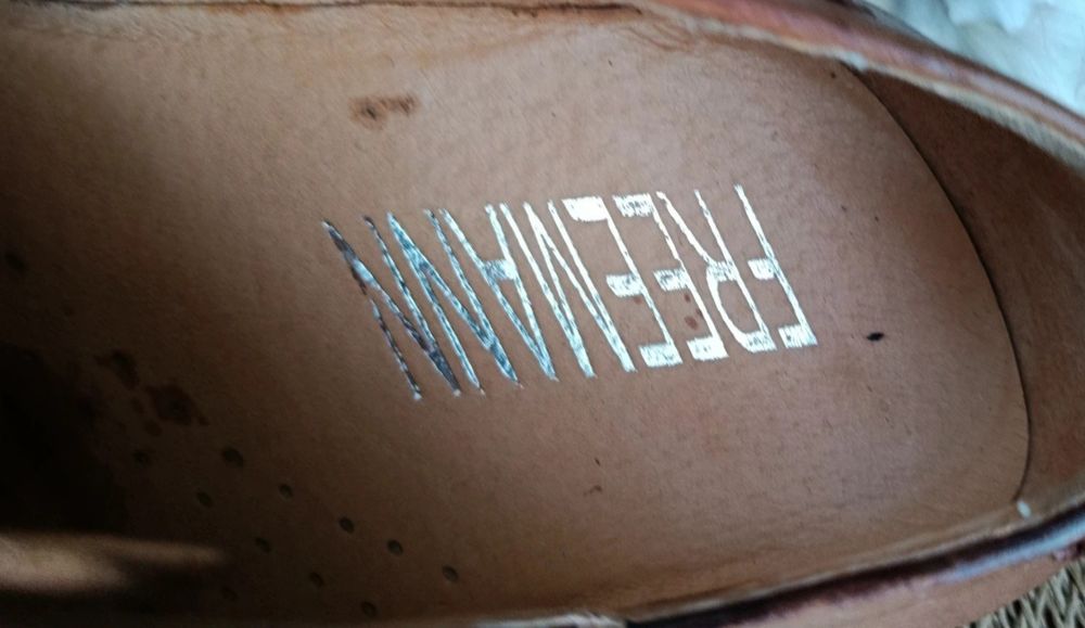 Buty męskie eleganckie ze skóry naturalnej 44