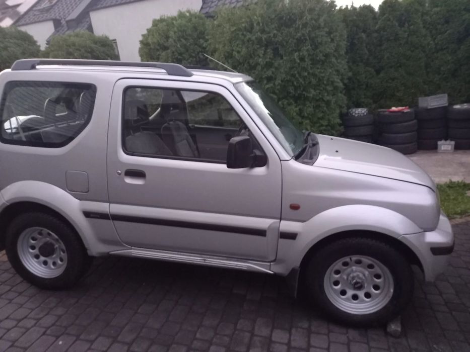 Suzuki Jimny Suzuki Jimny 1,3benzyna stan techniczny idealny wizualny jak na foto