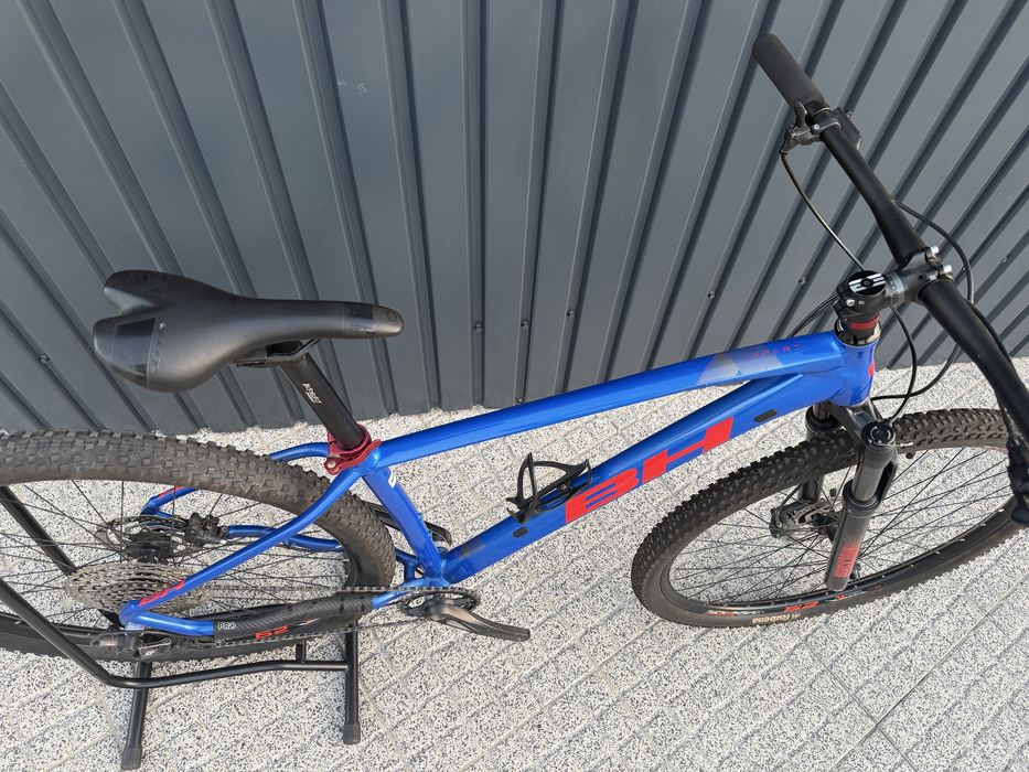 Bicicleta btt bh impecavel
