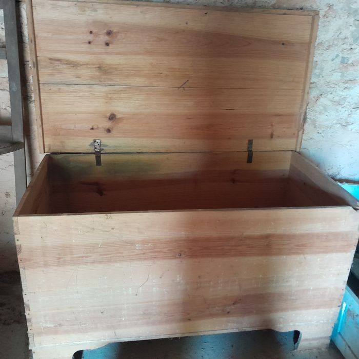 Arca madeira dos cereias