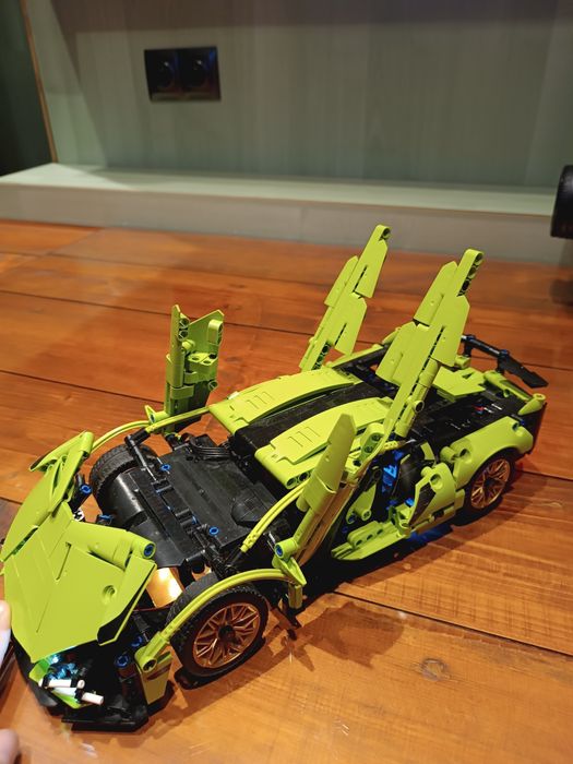 Lamborghini Sian klocki