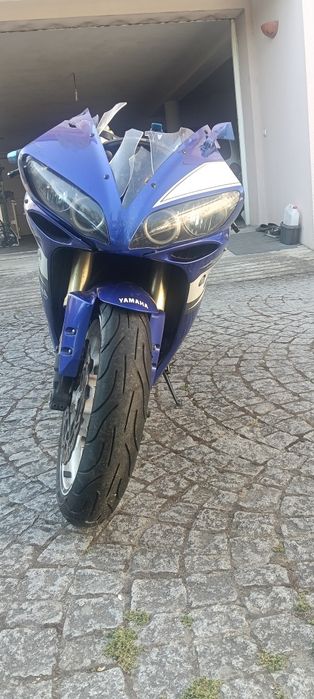Yamaha R1 2005 - acidentada