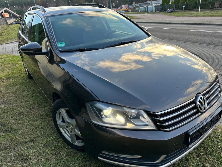 Volkswagen Passat 2,0 TDI, biksenony, system park., podg. fotele i kanapa,el. klapa,nawi