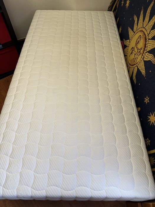 Vendo Colchao Colunex , medida 1.00x2.00