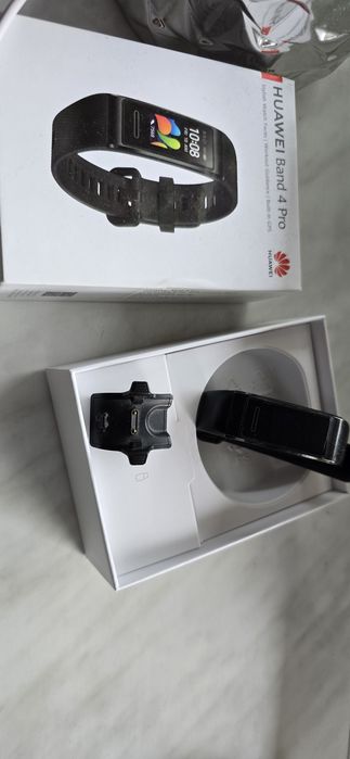 Huawei band 4 pro