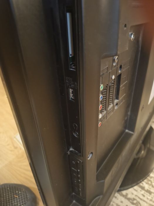 Телевізор Sharp LC-32FB500E