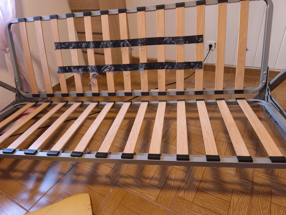 Cama click clack sem colchão