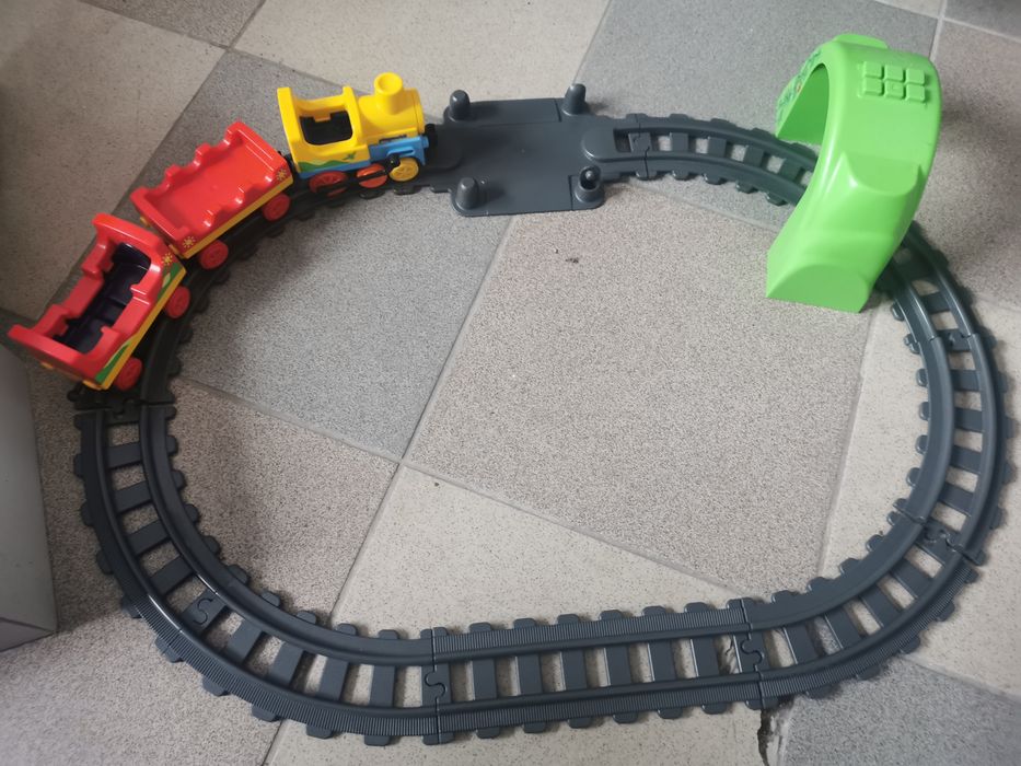 Lego duplo 2+ kolejka z torami