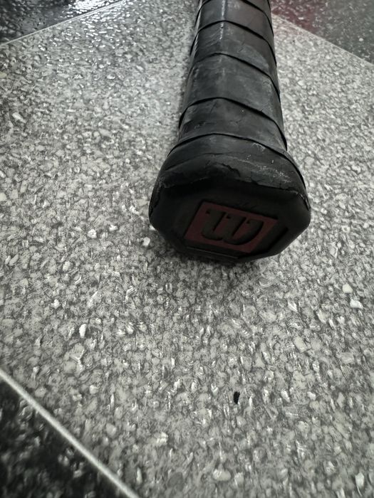 Rakiera tenisowa Wilson impact titanum tour pro 50-60 lbs. 23-27 kg