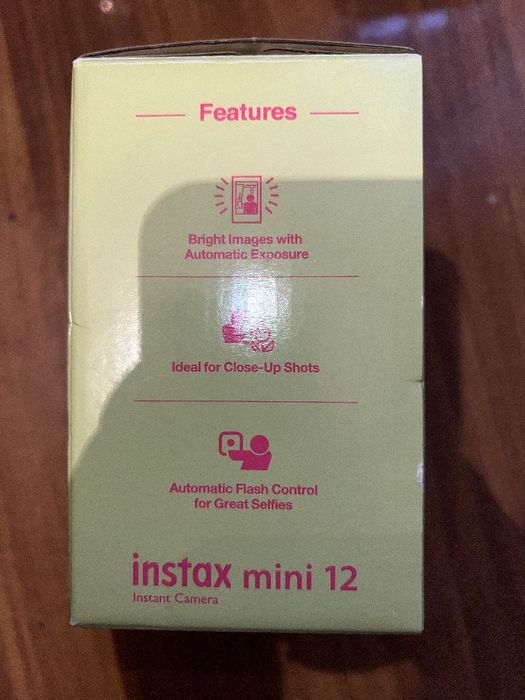 Полароїд "Fujifilm Instax Mini 12"