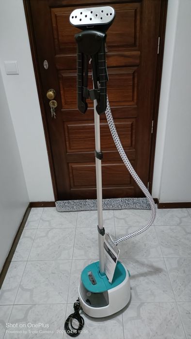 Ferro a bapor vertical "Sogo"  (1800 W - 30g/min) NOVO