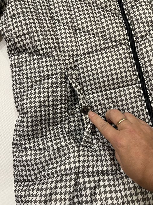 Куртка жіноча