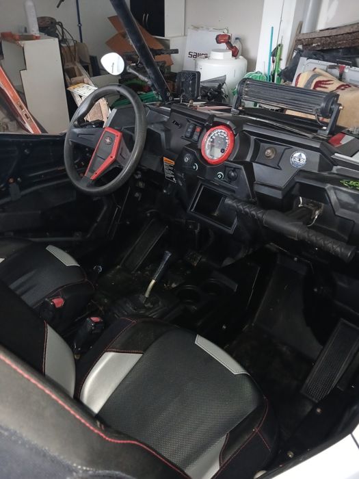 Polaris 900s preto